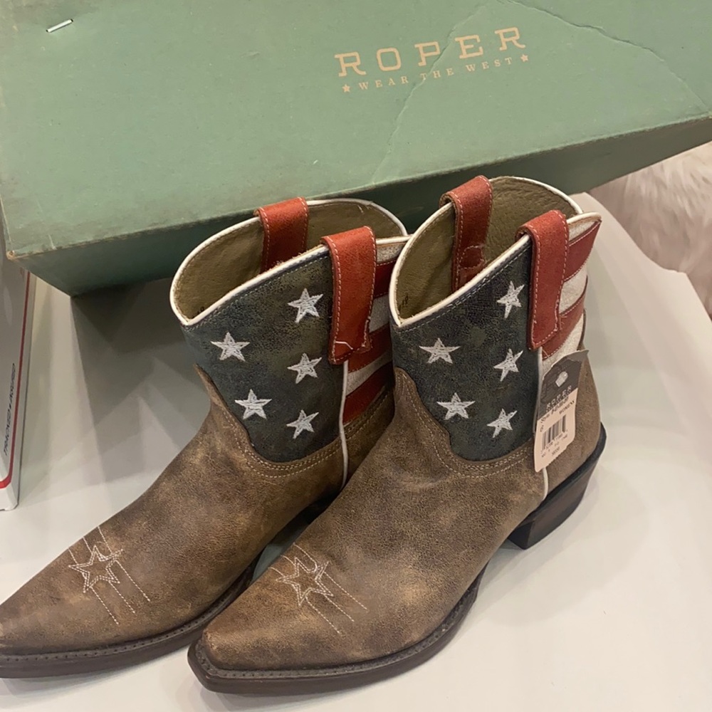 Brand new w tags and box Roper Boots